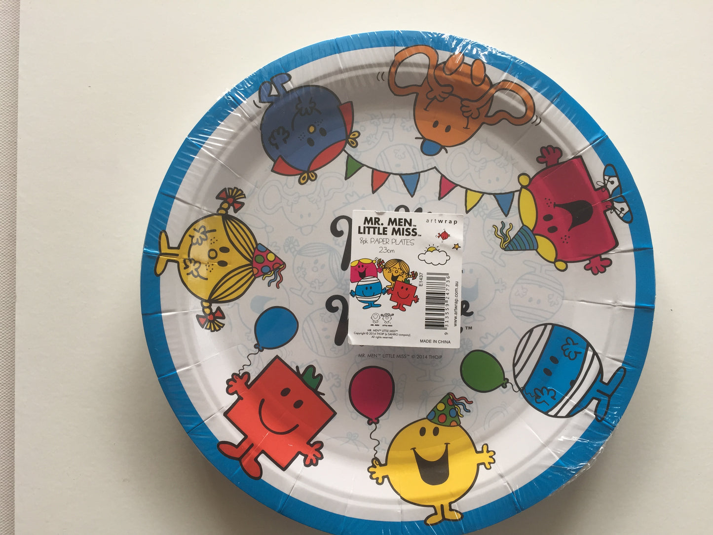 MR MEN LITTLE MISS ROUND PAPER PLATES 23CM - PACK OF 8