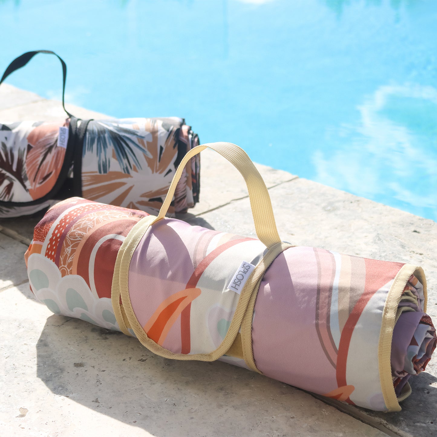 SPLOSH ABSTRACT PICNIC MAT