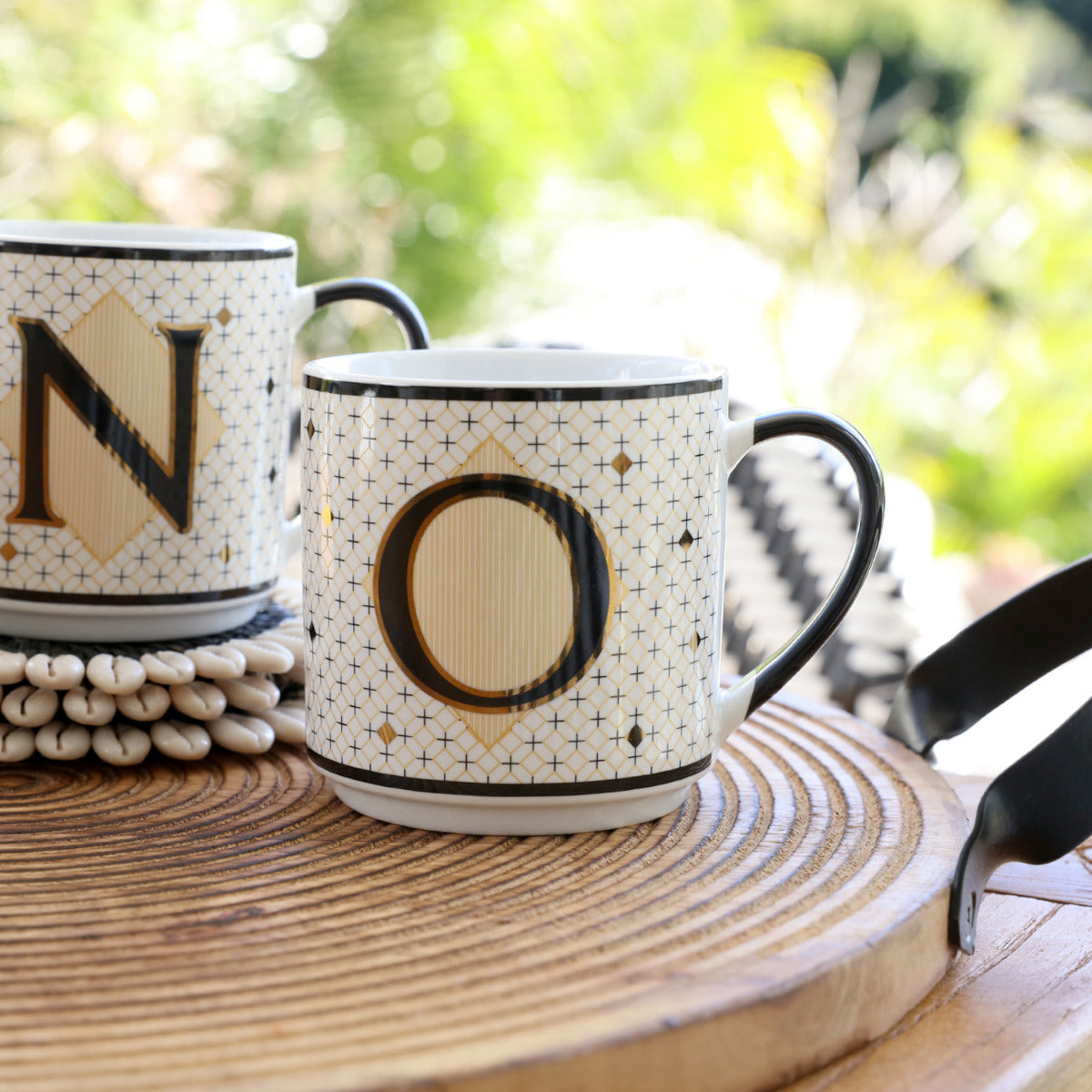 MONOGRAM MUG - LETTER O