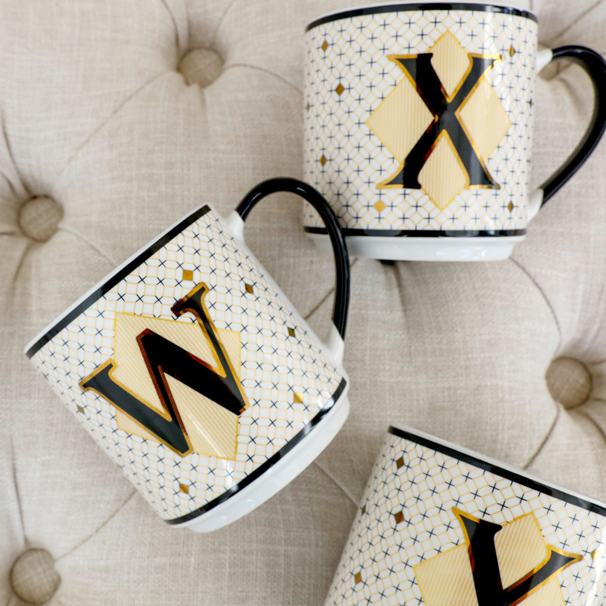 MONOGRAM MUG - LETTER W