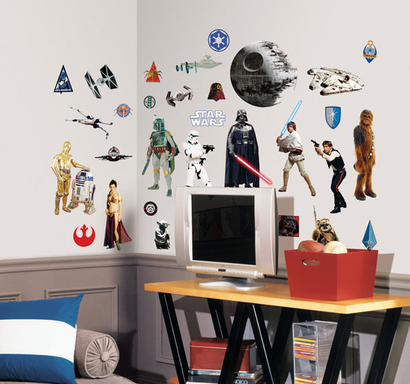 ROOMMATES STAR WARS REMOVABLE WALL STICKERS - 31 STICKERS
