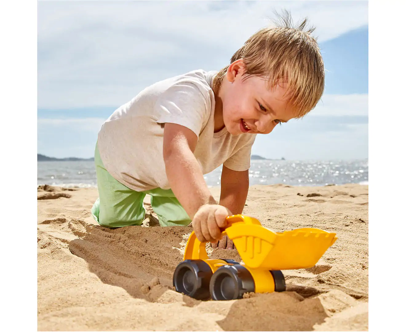HAPE MONSTER DIGGER TOY