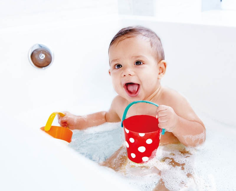 HAPE HAPPY BUCKETS SET BATH TOY