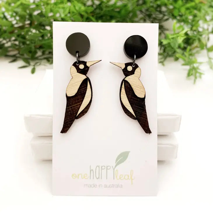 BAMBOO WOOD DANGLE EARRINGS - MAGPIE