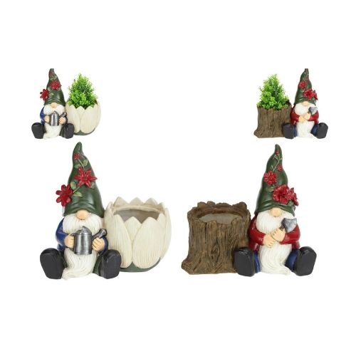GNOME WITH TREE AND FLOWER POT