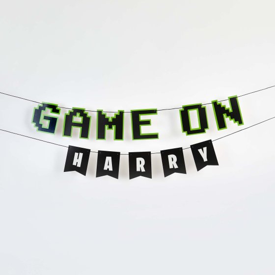 HOOTYBALLOO GAME ON! CUSTOMISABLE CARD BANNER 2.2M