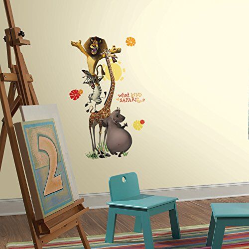 ROOMMATES MADAGASCAR GIANT REMOVABLE WALL STICKERS - 9 STICKERS