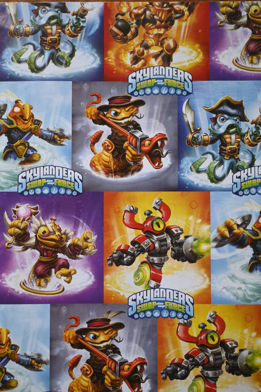 GIFT WRAP - SKYLANDERS SWAP FORCE